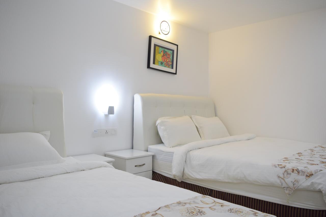 S Rose Hotel Sepang Ngoại thất bức ảnh