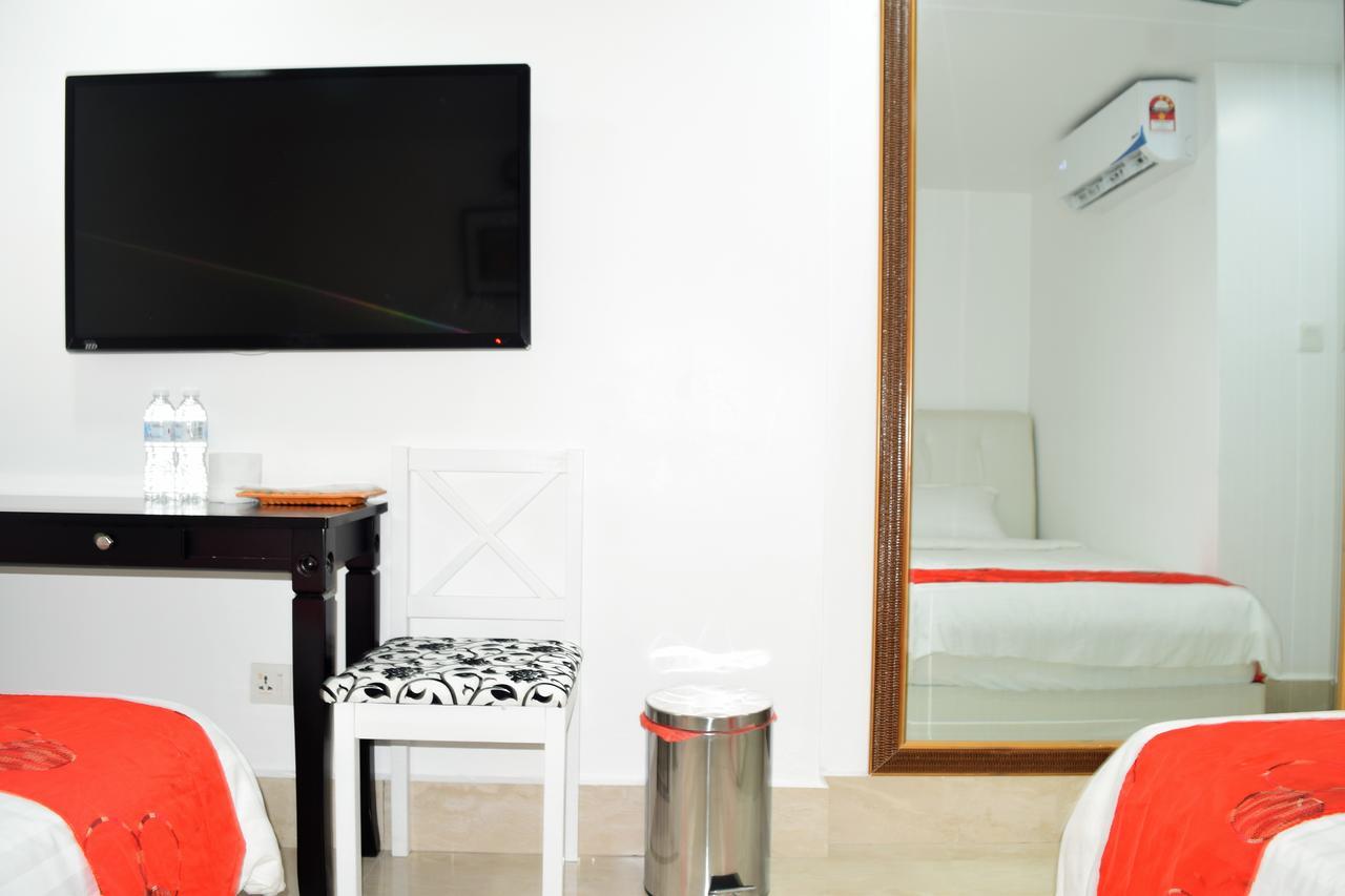 S Rose Hotel Sepang Ngoại thất bức ảnh