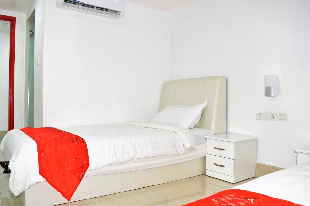 S Rose Hotel Sepang Ngoại thất bức ảnh